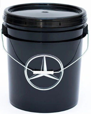 Cubo de aceite de lubricante de plástico de cabeza abierta con mango de seguridad de metal